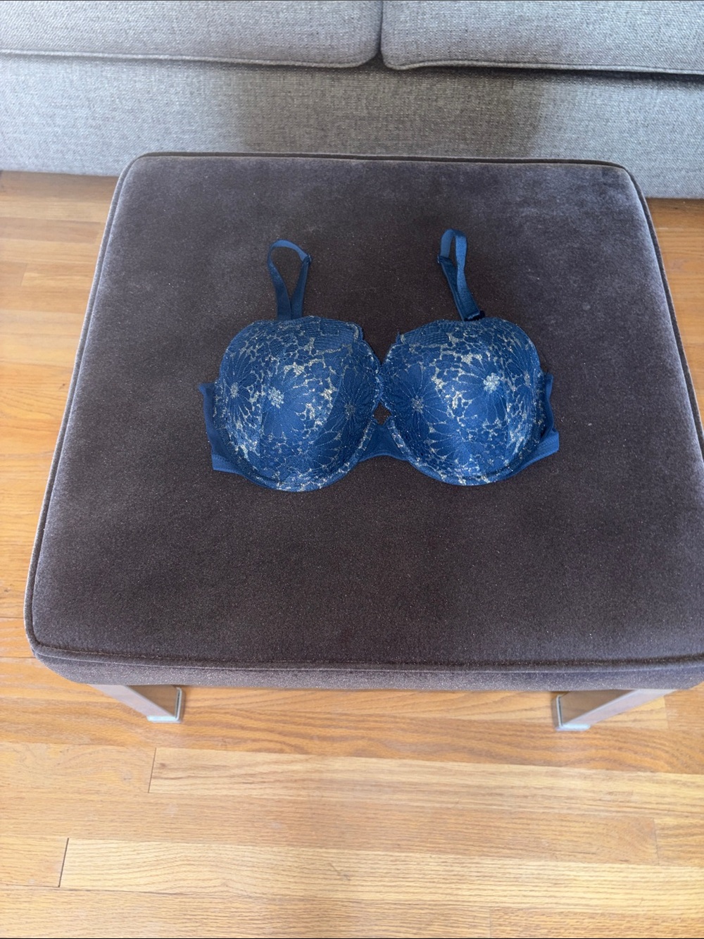 Victoria's Secret Navy Blue Lace Underwire Bra